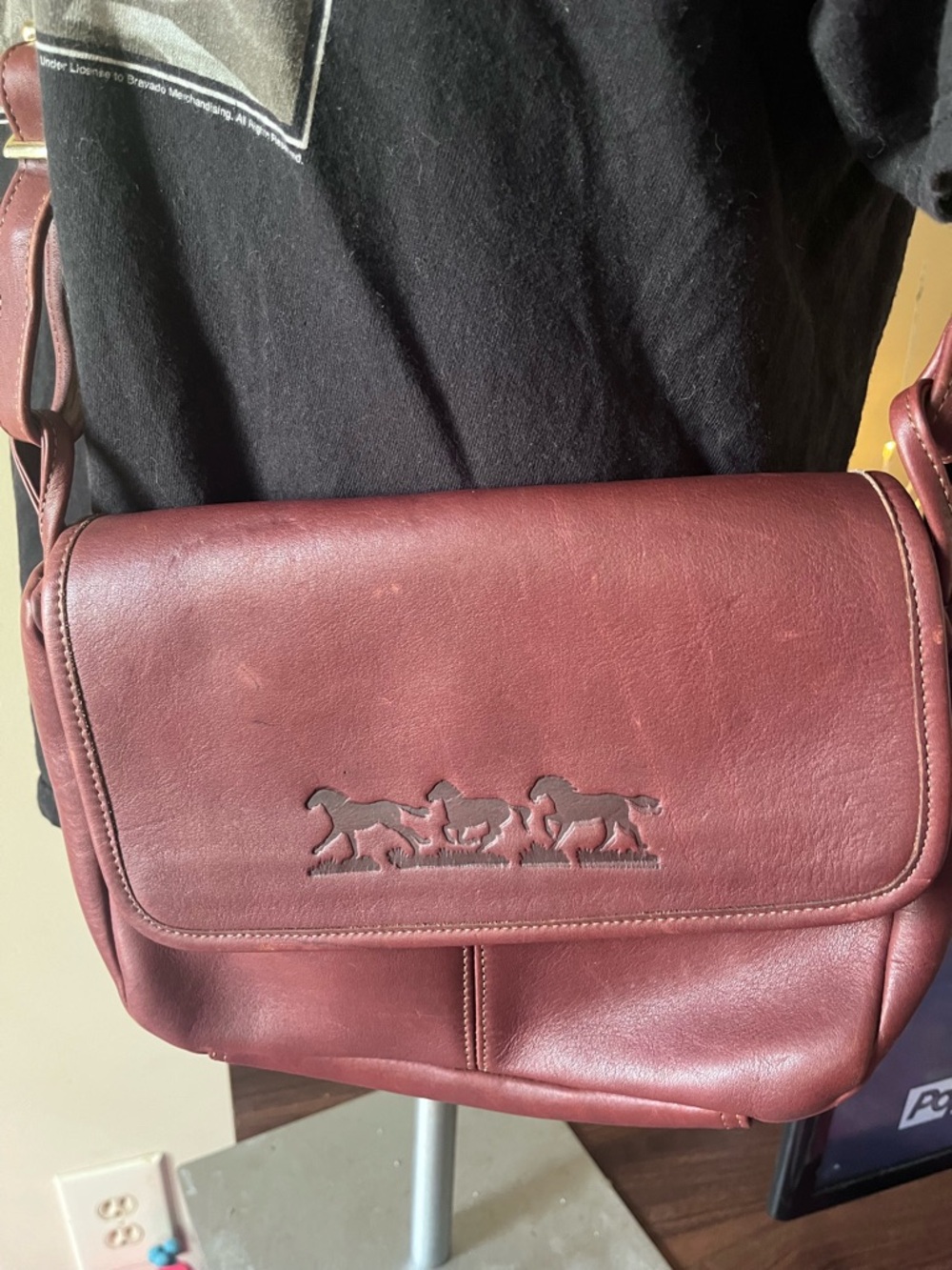 Vintage Brown Leather Shoulder Bag with Horse Embossing